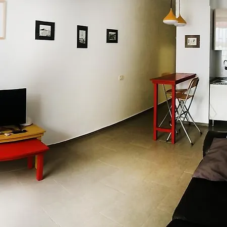 Relax طوستا ديل سيلونثيو
